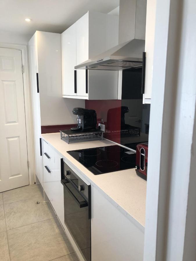 일프러컴 Highfield House - 1 Bed-Sleeps 2-Tjs20Hh 아파트 외부 사진