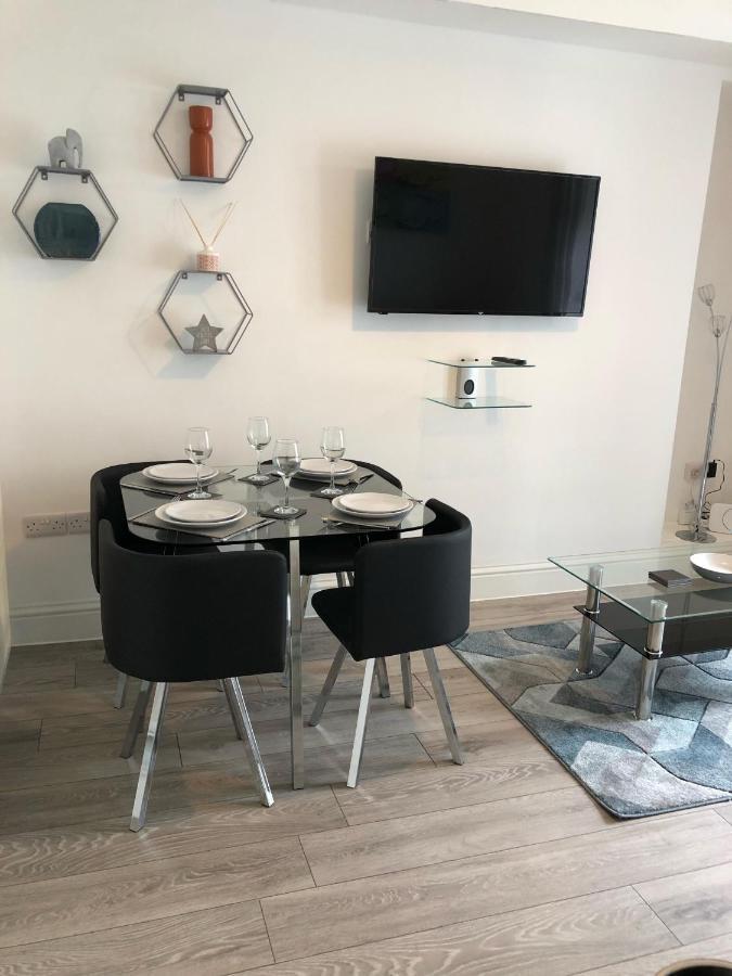 일프러컴 Highfield House - 1 Bed-Sleeps 2-Tjs20Hh 아파트 외부 사진